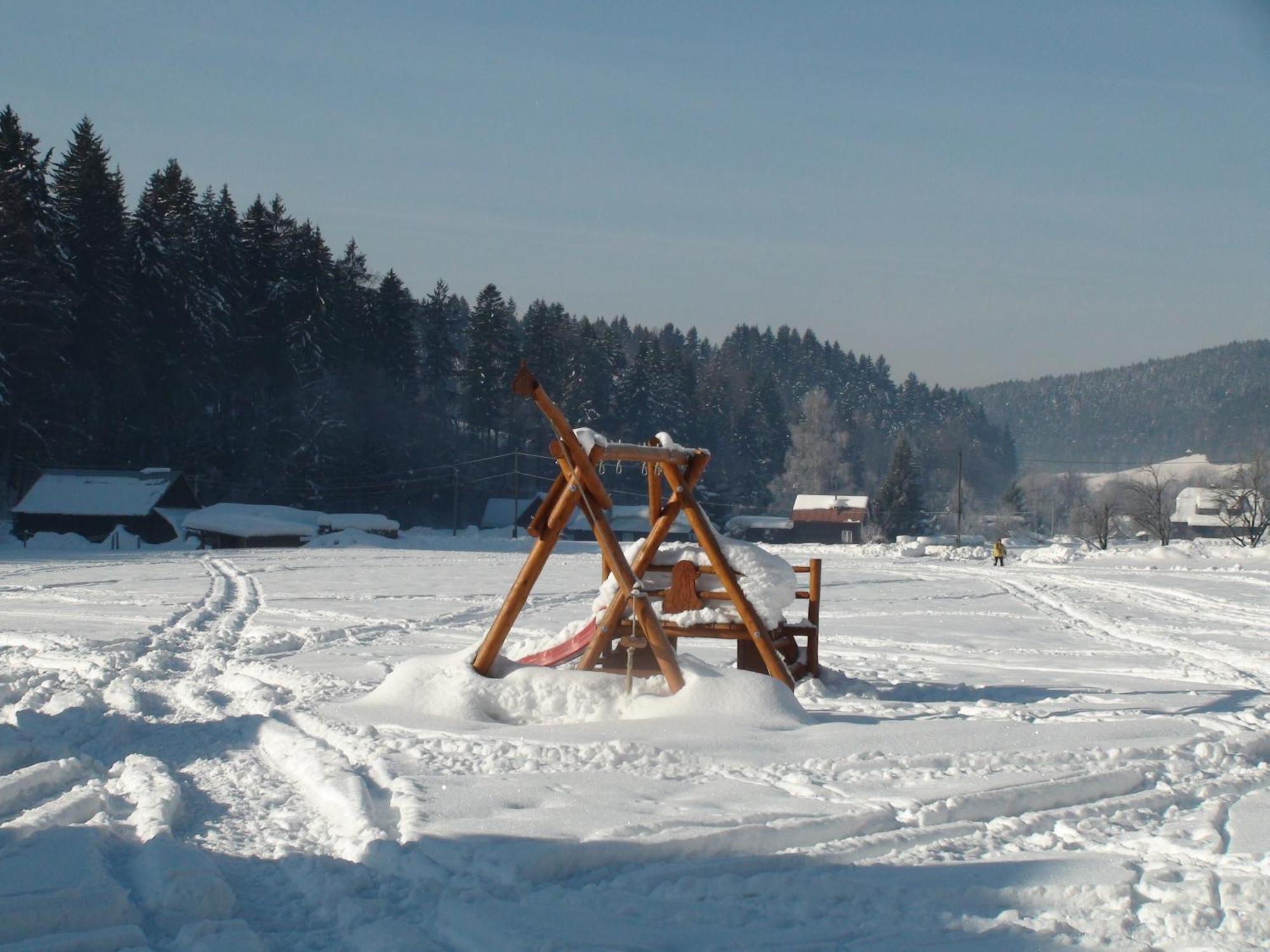 Valassky Dvur Velké Karlovice Esterno foto